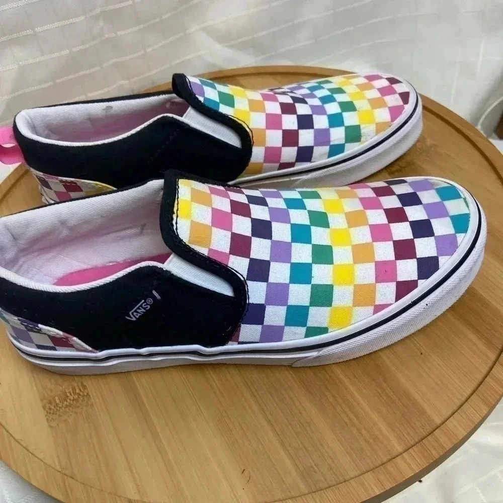 Women’s Size 5 - VANS Classic Slip-On Rainbow Checkerboard Black EUC